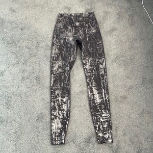 Unique lulu leggings!
